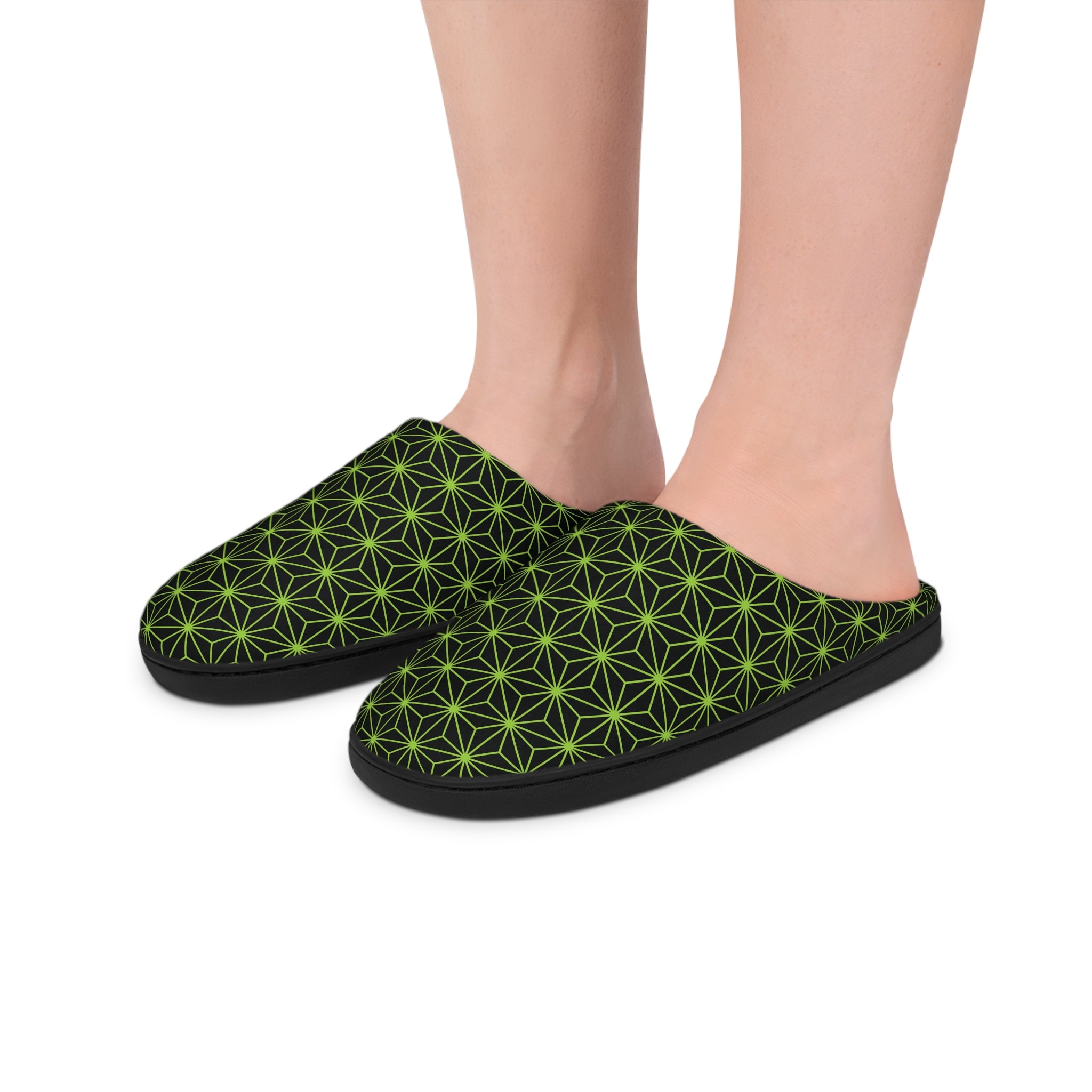 Men's Indoor Slippers — Green Asanoha Pattern Cozy House Shoes